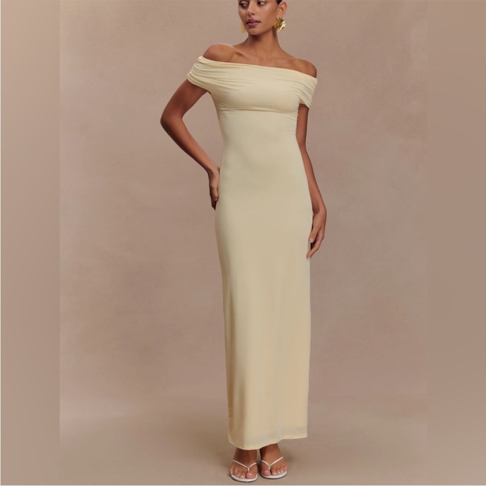 Meshki Imogen Off Shoulder Slinky Maxi Dress - Lemon- Large